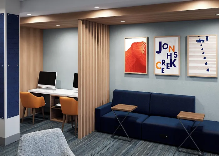 Express & West By Ihg Hotel Laramie